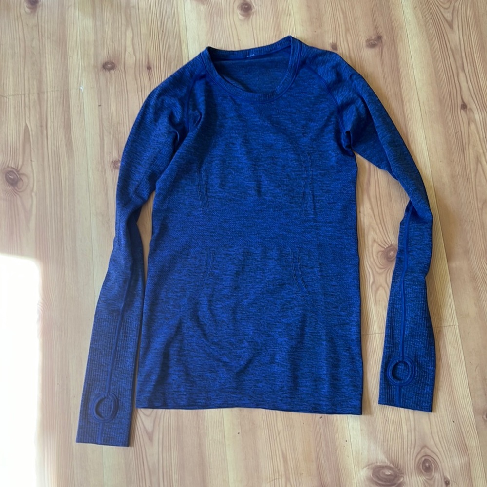 Heathered blue LS swiftly